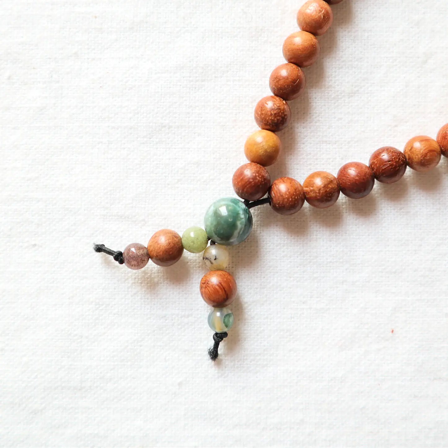 Bracelet Mala Bois de santal et Agate indienne